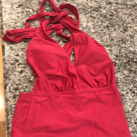 NWT Halter plunging Magenta One Piece from Cupshe - Picture 3 of 5